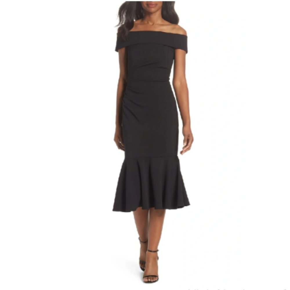 Vince Camuto OFF THE SHOULDER MIDI DRESS IN BLACK